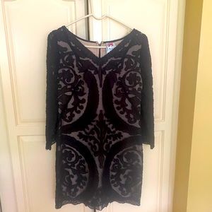 BeautifulYoana  Barasch black detailed dress size 0 , no stains or tears.